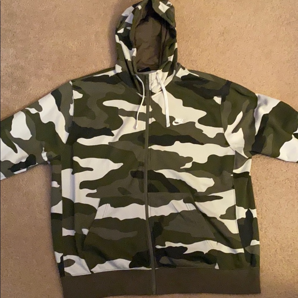 Nike camo zip up